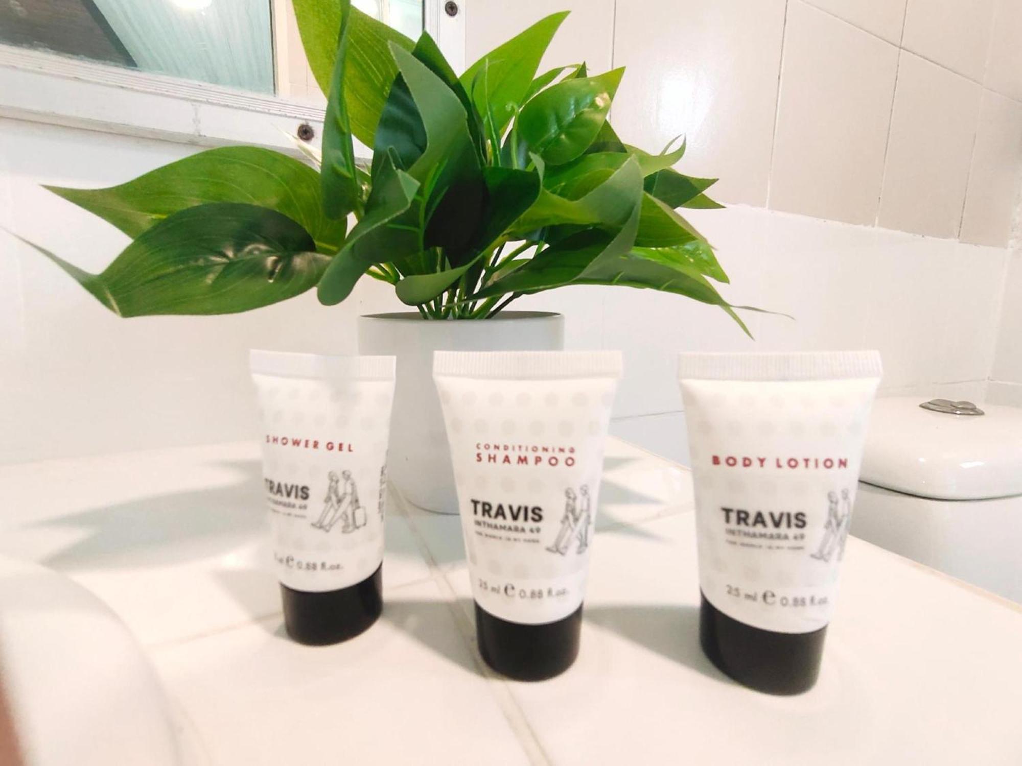 Oyo 75446 Travis Inthamara 49 Hotell Bangkok Eksteriør bilde