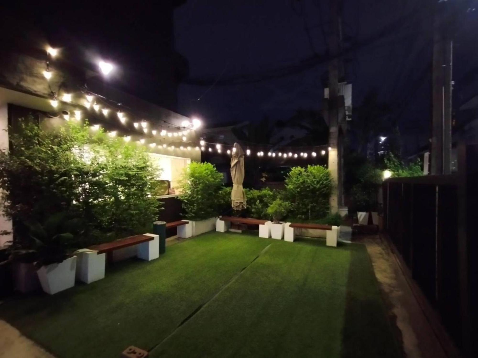 Oyo 75446 Travis Inthamara 49 Hotell Bangkok Eksteriør bilde